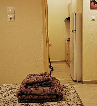 Kronos Apartmanhotel *