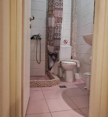 Kronos Apartmanhotel *